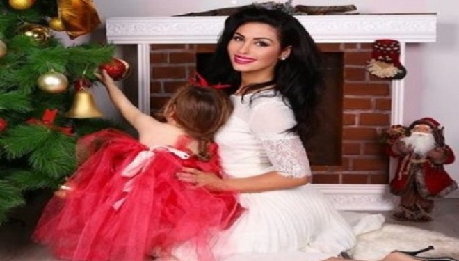 Soni Malaj me vajzën e saj grimere / FOTO