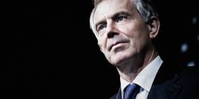 The Telegraph: Tony Blair’it i ndalohet hymja nëpër ambasadat britanike në tanë botën!