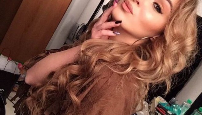 Adelina Berisha më seksi se kurrë në klipin e ri /VIDEO