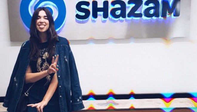 Dua Lipa kryeson në listën “Shazam” në Gjermani