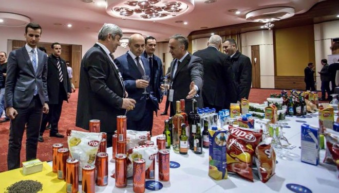 Kryeministri Mustafa vlereson themelimin e ‘Klubit te Prodhuesve’. Ofron mbeshtetje për prodhuesit