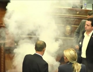 VV-ja dhe PDK-ja duan që ta mbajnë fshehtë gjykimin për rrahjen