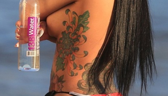Harrojeni Kim Kardashian (Foto) +16