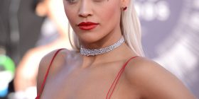 Zhgënjen Rita Ora! (Foto)