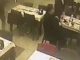 Vret shokun në restorant sepse pagoi në vend të tij (Video) +18