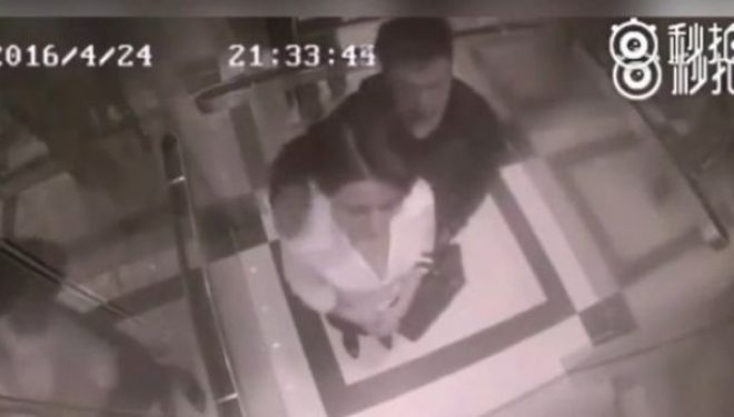 Ngacmon një grua në ashensor, nuk kishte parashikuar reagimin (VIDEO)