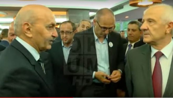 Sejdiu e Mustafa nuk ia japin dorën njëri-tjetrit (Video)