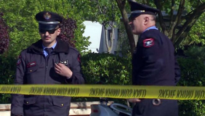 Grabitja e 180 mijë dollarëve. Policia: Autorët, as të armatosur e as të maskuar