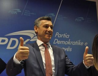 PDK i uron Kadri Veselit zgjedhjen Kryetar, para se të përfundojë Konventa