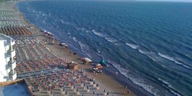 Nisen për pushime në Durrës, çifti kosovar kthehet i tmerruar (FOTO)