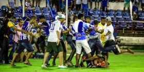 Brazil, vritet me shqelma tifozi në mes të ndeshjes (KUJDES! Pamje të rënda, VIDEO)