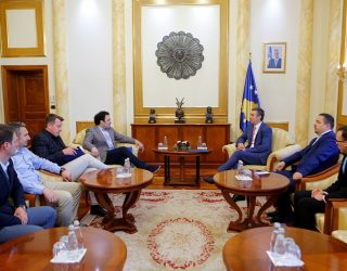 Veseli: Mjekët i kemi të shkëlqyeshëm, por sistemin shëndetësor të dështuar