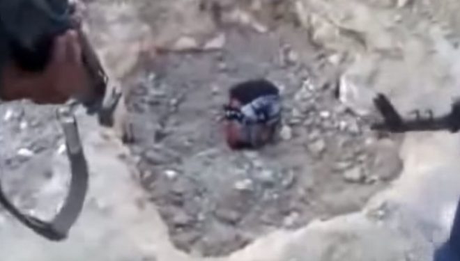 ISIS varros të gjallë dezertorët e betejës së Irakut