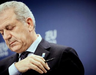 Avramopoulos: Të forcohet lufta kundër krimit të organizuar dhe korrupsionit