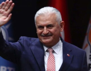 “Njeriu i milionave” në krye të Qeverisë turke