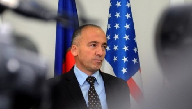Muhaxheri: Nuk e kthej mbrapa vendimin për shkarkimin e drejtorëve të PDK-së