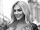 Kesha, “topless” për të dhënë një mesazh! (Foto)