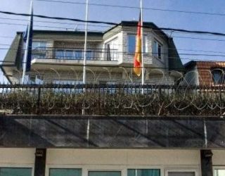 Termini për vizë në ambasadën gjermane kushton 200 euro (VIDEO)