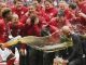 Bavarezët festojnë titullin, Guardiola shfaqet triumfant para lamtumirës (Foto)