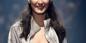 Bella Hadid nuk di të ndalet (Foto)