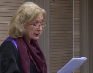 Prokurorja që theu mitin e komandantëve të “paprekshëm”