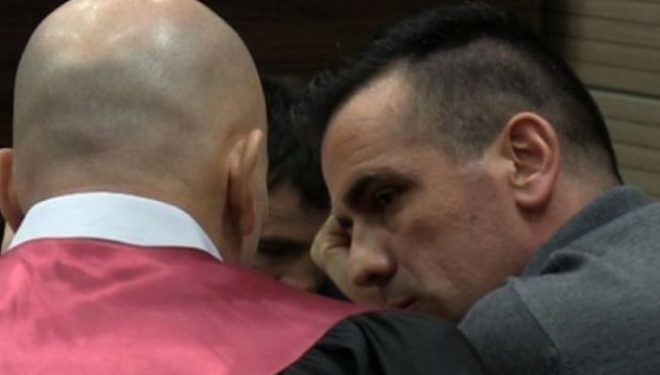 Gangster, “kolaboracionist” i regjimit të Millosheviqit, simpatizant i Rugovës, haraçexhi… Kush është Enver Sekiraqa?
