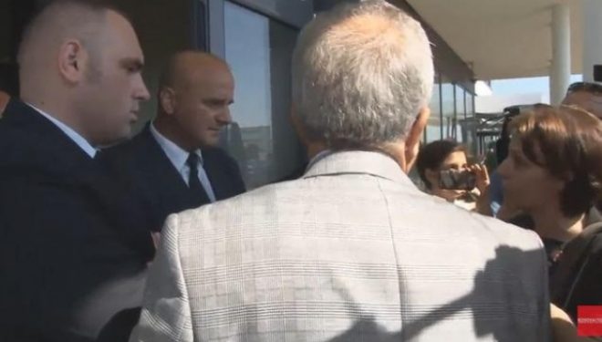 Sigurimi nuk po lejon Gervallën të hyjë në Kuvendin e LDK-së