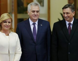 Kroacia fton Serbinë për zgjidhje të çështjeve të hapura