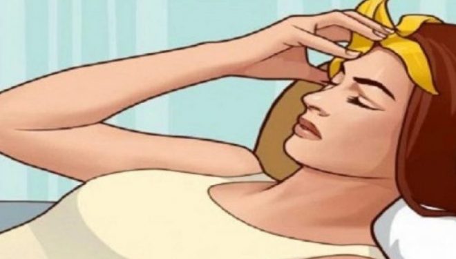 Nuk do të besoni se çfarë sëmundje shëroni nëse flini me lëvore të bananes në kokë