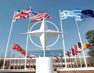 Samiti i NATO-s: Në fokus Rusia, IS-i, Brexit-i…