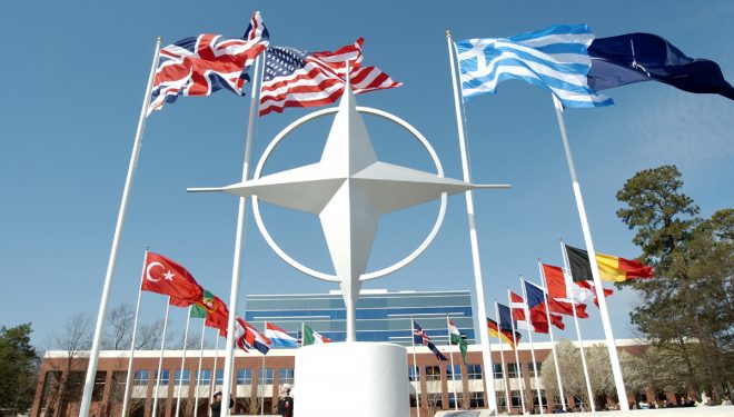 Samiti i NATO-s: Në fokus Rusia, IS-i, Brexit-i…