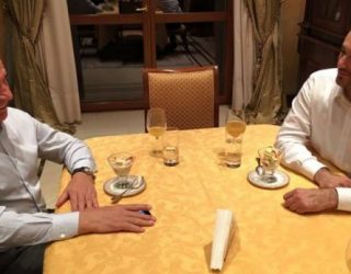 Labinot Tahiri zyrtarisht në politikë, i bashkohet AKR’së