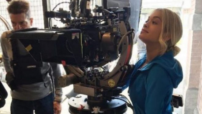 Rita Ora i filloi xhirimet
