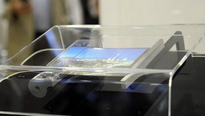 Telefoni që i rrotullohet ekrani