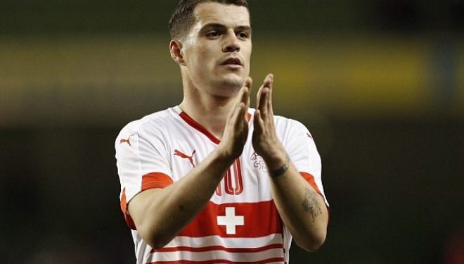 Granit Xhaka në Londër për të firmosur me Arsenalin