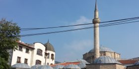 Diskutohet për raportet ndërfetare në Kosovë