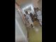 Skandal në repartin e Neurologjisë, i riu pëson sulm në tru, mjekët pijnë kafe (VIDEO)