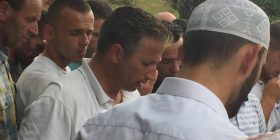 Tragjike: Kur babai fut në dhe fëmijët e tij (Foto)