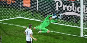 UEFA shpërblen Toni Kroosin (Foto)