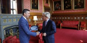 Veseli takon kryetarin e Dhomës së Përfaqësuesve, John Bercow