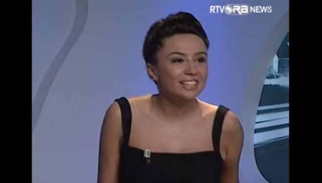 Ekskluzive/ Anjeza Shabani në gjykatë: Jam mirë! “Bravo bab, e fortë të bëhesh” (VIDEO)