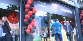 FSHF hap dyqanin e parë kuq e zi (Video)