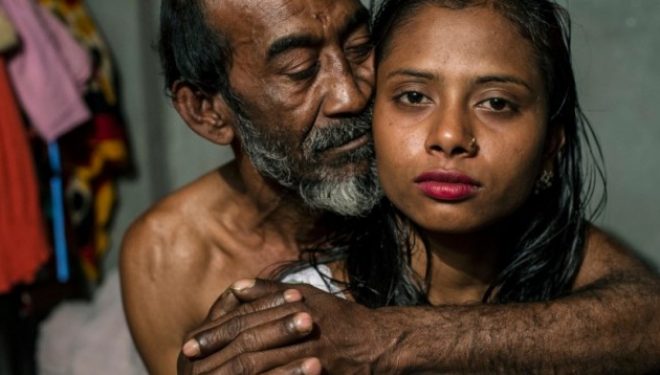 Bordello në Banglladesh! Ja në çfarë kushte bëjnë seks të miturat (Foto)