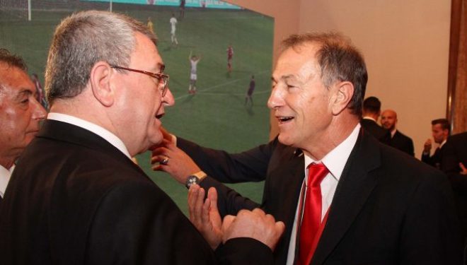 Duka: Me një ofertë të mirë, De Biasi largohet (Video)