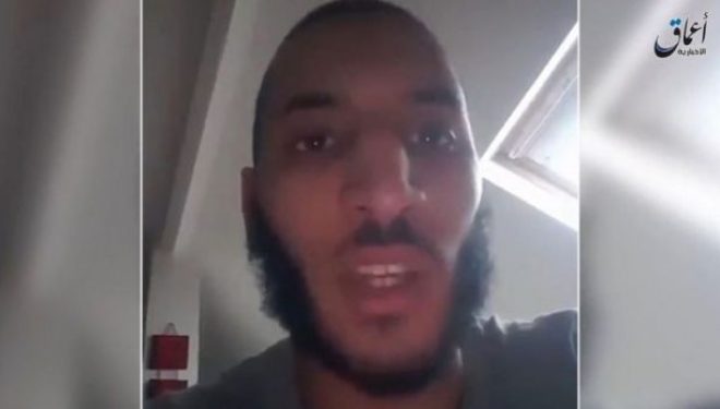 Terroristi transmeton drejtpërdrejt në Facebook skenën e krimit (Video)