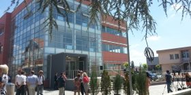 Komuna e Graçanicës “masakron paranë publike”, shpenzon miliona euro kundërligjshëm