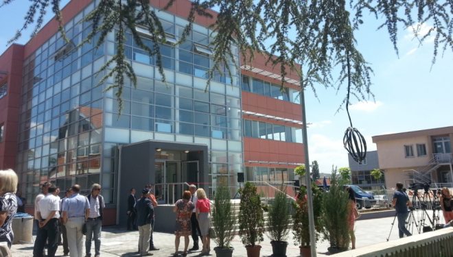 Komuna e Graçanicës “masakron paranë publike”, shpenzon miliona euro kundërligjshëm