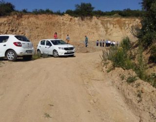 Babai i dy fëmijëve të mbytur flet për tragjedinë, ankohet tek