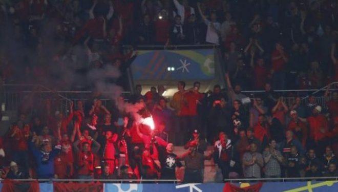 Francë – UEFA nis hetimet për ndeshjen Shqipëri-Rumani