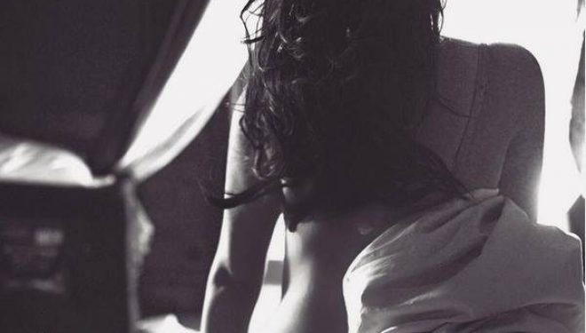Kim Kardashian shokon botën me këtë foto (Foto +18)